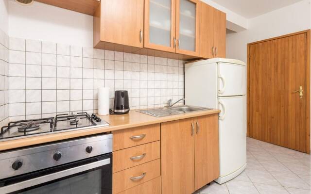 Beautiful Apartment in Vidalici With Wifi and 1 Bedrooms