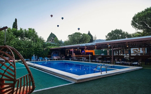 Pamukkale Apollon Garden