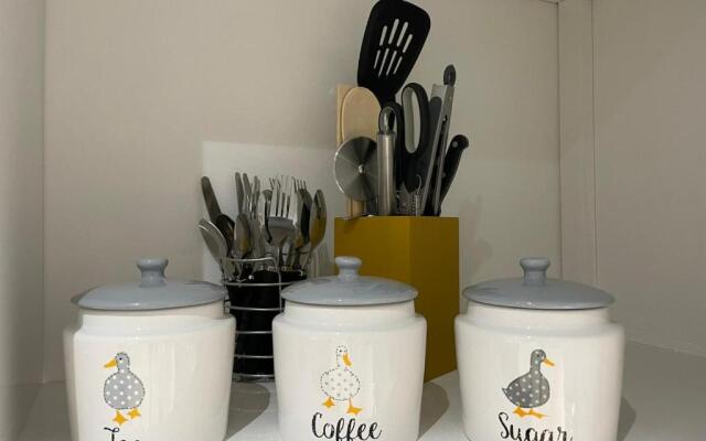 Balco Sherwood Studio (Adults Only)