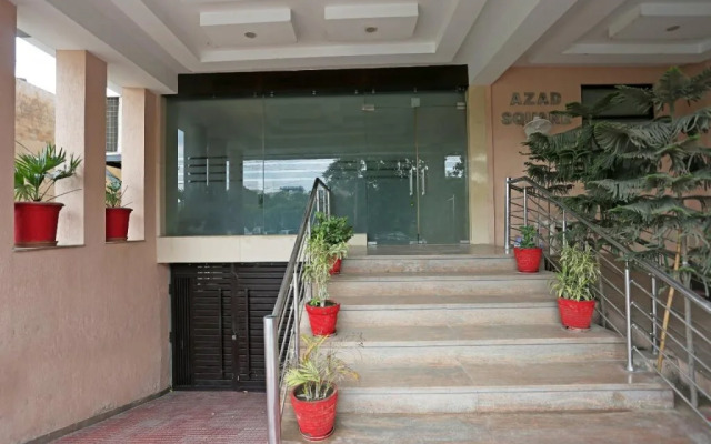 Hotel Azad Square by Oyo Rooms