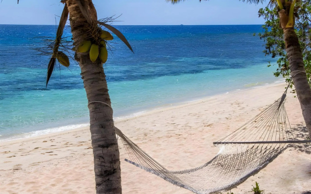 Barefoot Manta Island Resort and Marine Sanctuary