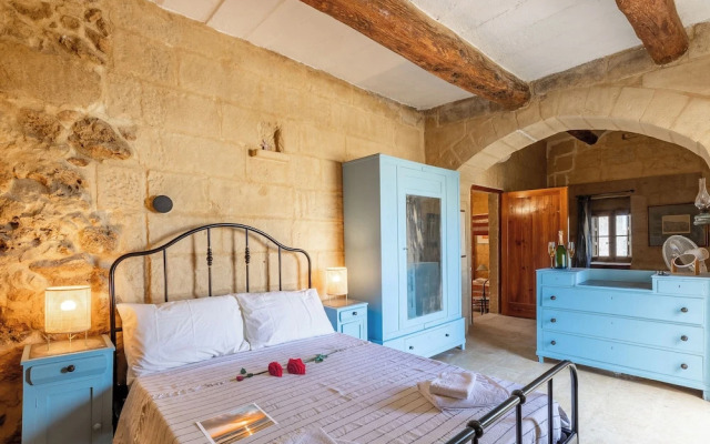Bebbuxija Pool Farmhouse Gozo