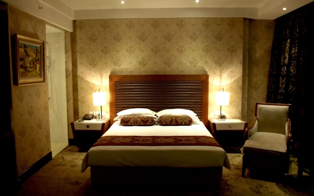 Zhenbao Holiday Hotel Nanjing Yuhua – Guest Rooms – Nanjing