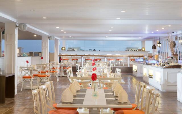 Hotel Santika Seminyak