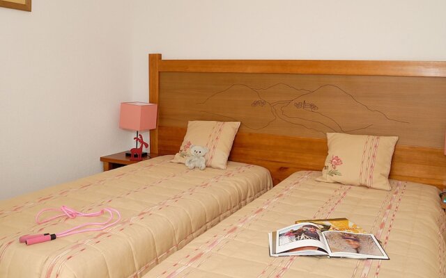 Blissful Holiday Home in Trébas With Sauna