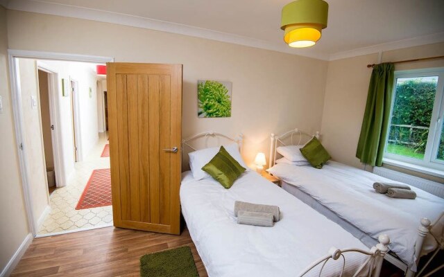Round Park Annexe