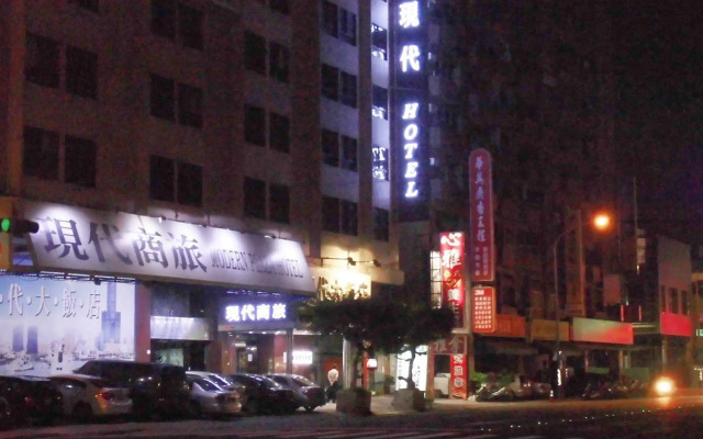 Modern Plaza Hotel