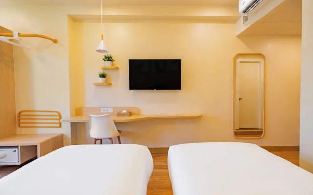 Bloom Hotel Richmond Road