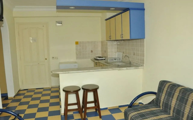 Almera Aparthotel