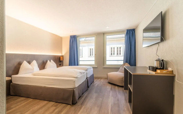 The Guesthouse by the Hey Hotel