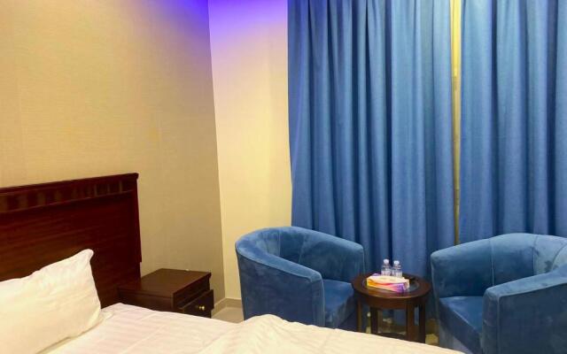 White Beach Hotel Suites