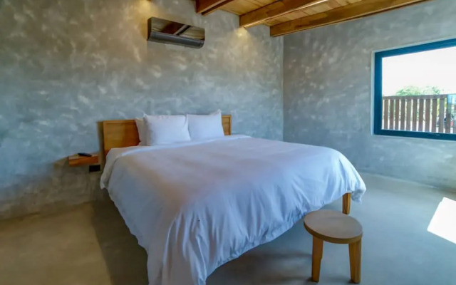 Seabird Belize Vacation Rentals
