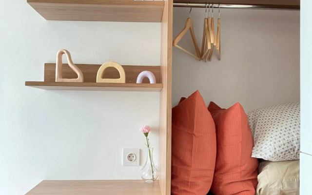 Skystory.inn warm and cozy studio @Skyhouse BSD