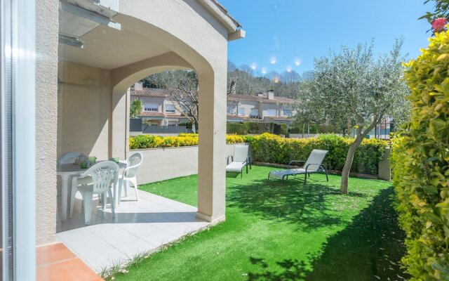 HomeHolidaysRentals Casa Moonlight – Costa Barcelona