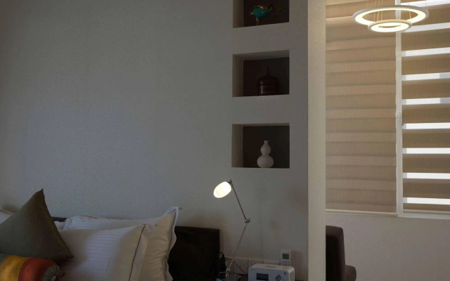 The Penthouse Above Sea
