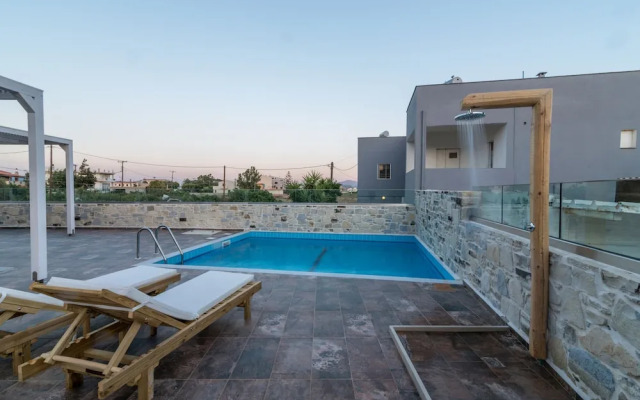 Elmara Luxury Villa 3 - Next to the Beach