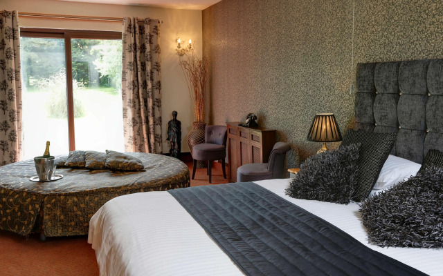 Best Western Compass Inn