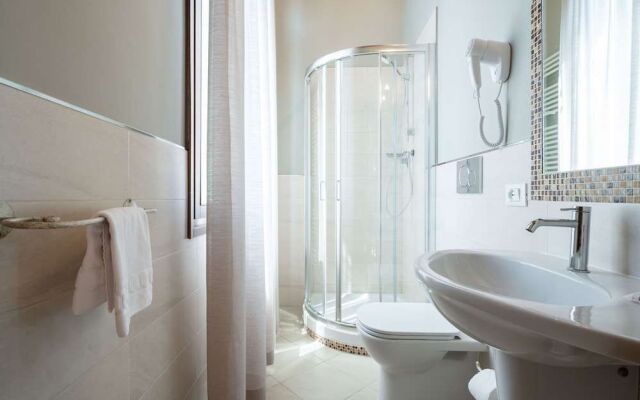 Grand Palace Apartments