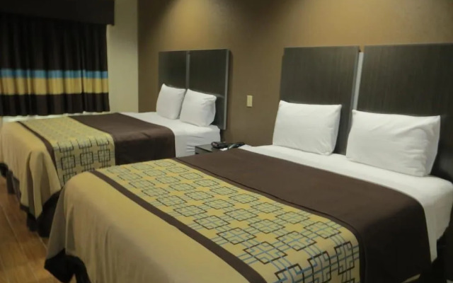 Scottish Inn & Suites