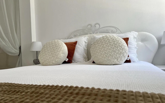 Casa Santiago & Mafalda Lux Home in Olhao, Algarve
