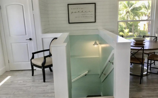 AMI Sand Dollar - 6403 B Holmes