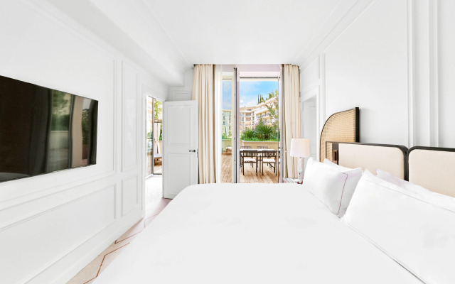 Carlton Cannes, a Regent Hotel