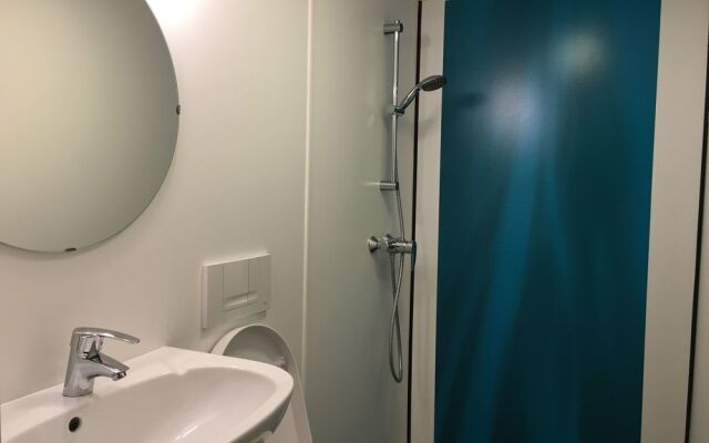 Art Gallery Hotel Bv