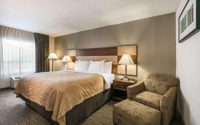 Quality Inn & Suites near Lake Eufaula