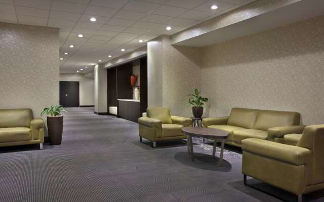 Hilton Toronto/Markham Suites Conference Centre & Spa