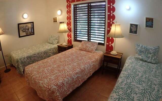 Tumac Villa, 4BR by Jamaican Treasures