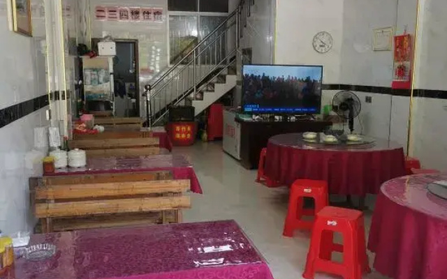 Detian transnational waterfall, meet Detian Inn