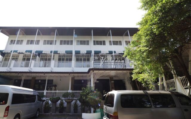 The Victoria Luxurious Guest House