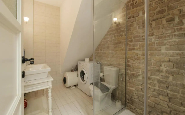 Elieta Corfu Town Family House 1