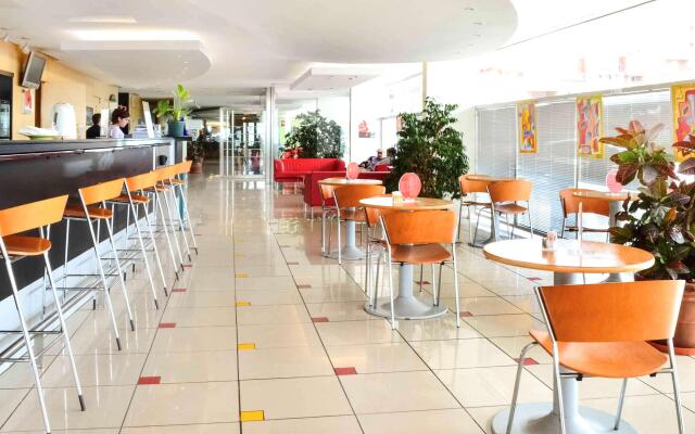 Hotel ibis Montevideo Rambla