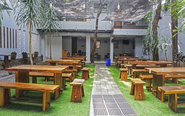 Super OYO Capital O 91140 Ayodya Kebon Jeruk