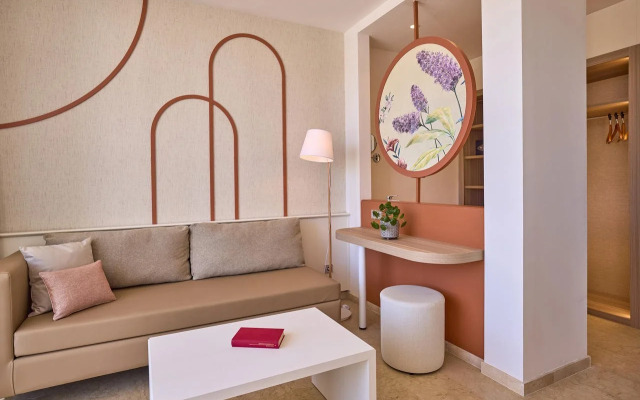 Eix Alzinar Mar Aparthotel