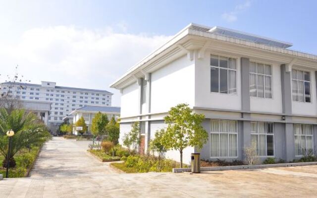 Shilin Meeting Center