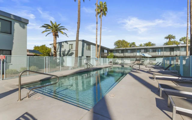 Primo Old Town Location with Heated Pool