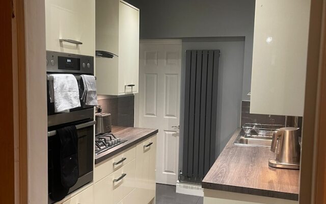 Impeccable 3-bed House in York