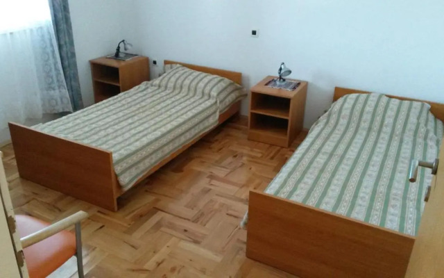 Apartments Tomas