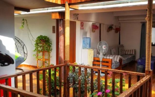 Fuxianhu Qingfeng and Gui Inn