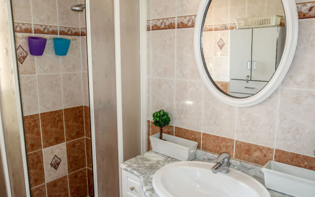 Holiday Home Domaine des Restanques (MAX151)