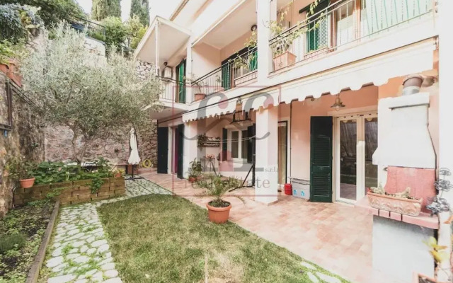 Sun62 - Apartment With Garden