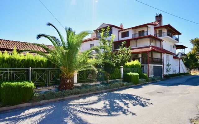 Menis Haus