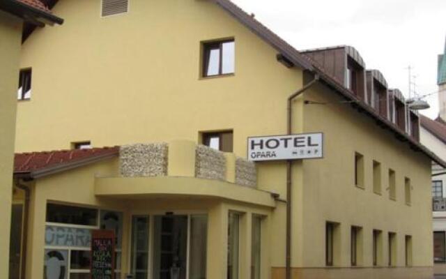 Hotel Opara