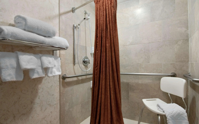 Hilton Tucson East