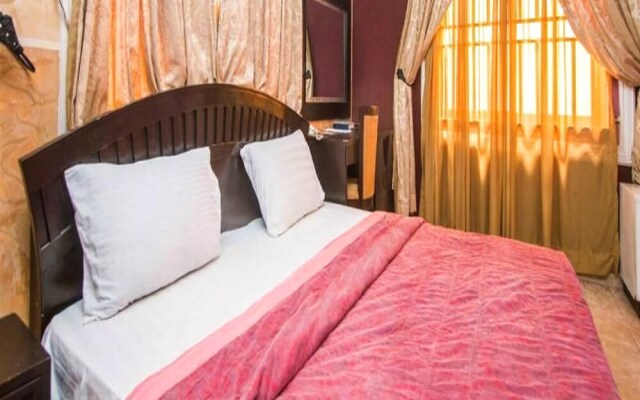 Haile Selassie Hotels And Suites