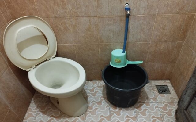 SPOT ON 93510 Penginapan Melati Tanjung Near Kantor Pengamat Pengairan Tanjung