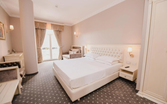 Lot Boutique Hotel - Image 5