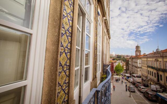 Adorable Apartments in Great Area